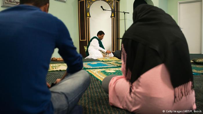 A gay imam's quiet revolutionary Islam in South Africa