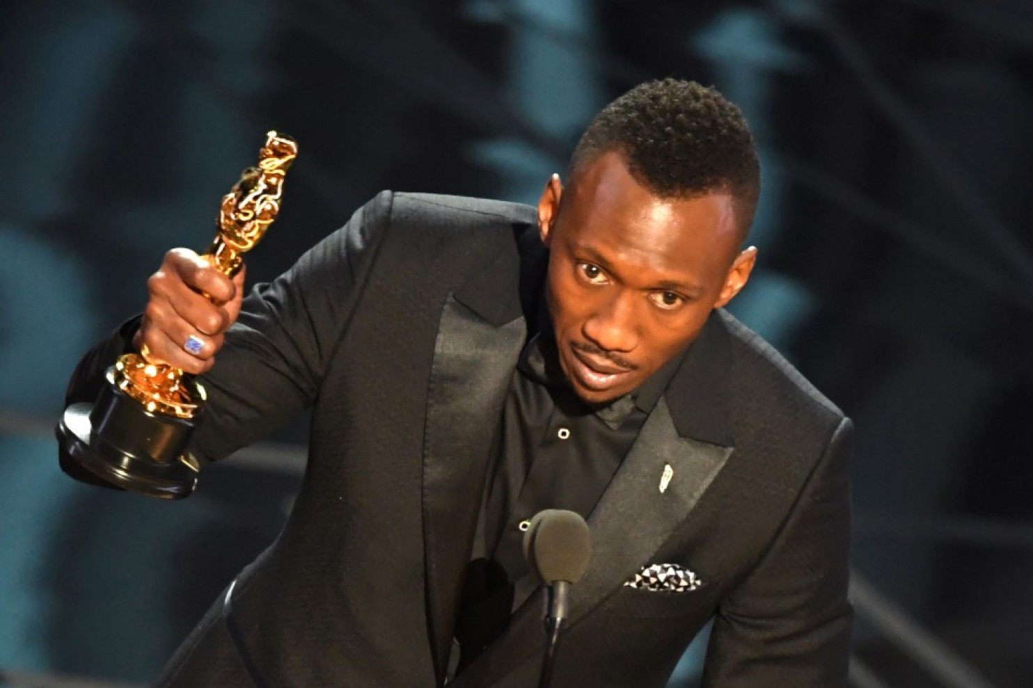  ‘I just feel blessed’: Mahershala Ali becomes first Muslim actor to win an Oscar