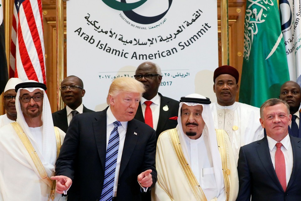 'Drive Them Out': Trump Addresses Muslim Leaders on Terrorism