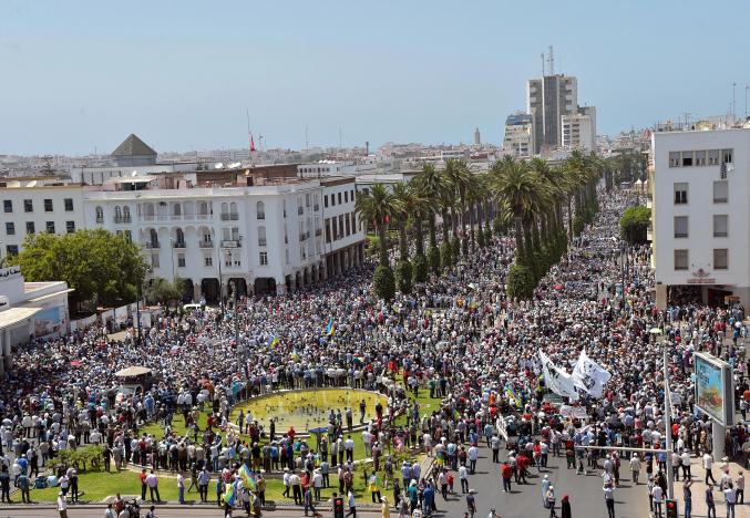 Led by Islamists, thousands of Moroccans rally in support of northern protests 