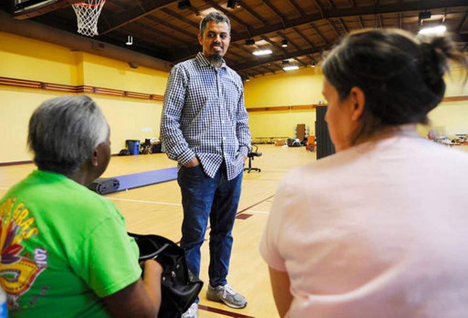 On Muslim holiday, Houston's mosques open to Harvey evacuees