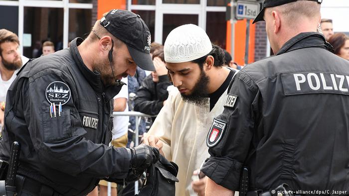 Number of Salafists in Germany Reaches Record High