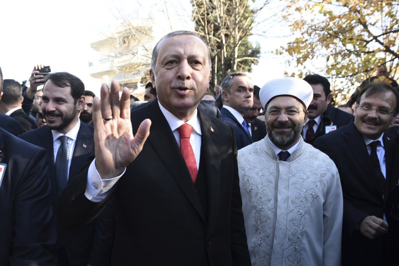 On Historic Trip, Turkey’s Erdogan Meets Muslims in Greece