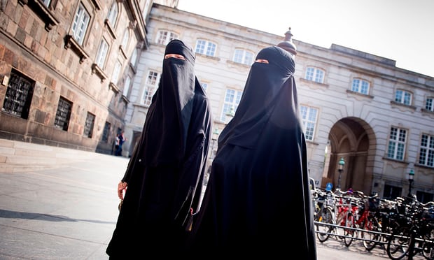 Denmark passes law banning burqa and niqab