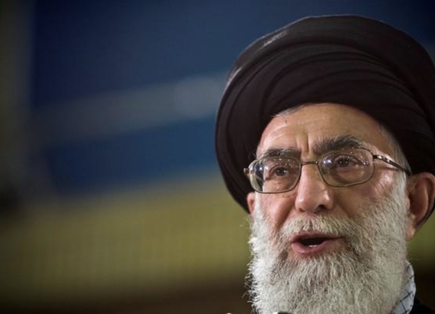 Iran's Khamenei Criticizes Saudi Arabia over Management of Haj Pilgrimage