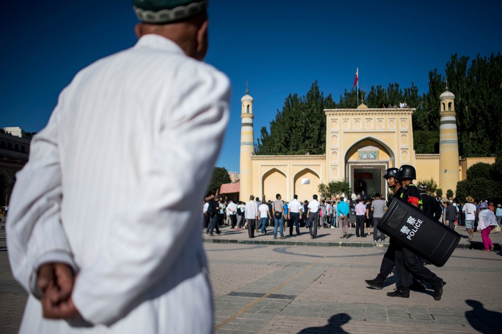 U.S. Weighs Sanctions Against Chinese Officials Over Muslim Detention Camps