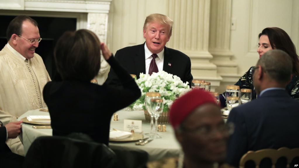 Trump Hosts Iftar Dinner Without US Muslim Groups