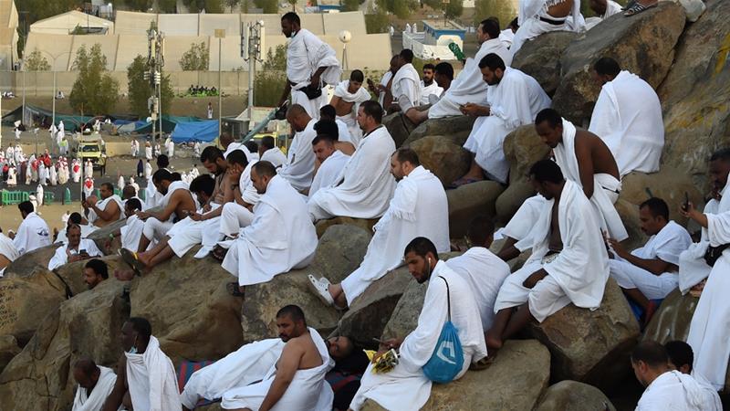 Two million Muslims gather at Mount Arafat for Hajj prayers