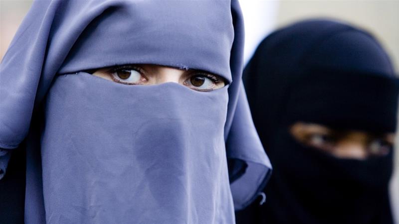 Woman forced to leave bus for wearing face veil in Netherlands;