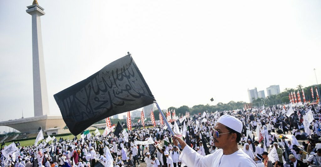 Muslim Bloc’s Protest in Indonesia Draws over 12,000 Amid Tight Security