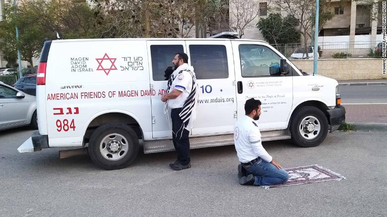 Muslim and Jewish Paramedics Pause to Pray Together. One of Many Inspiring Moments in the Coronavirus Crisis