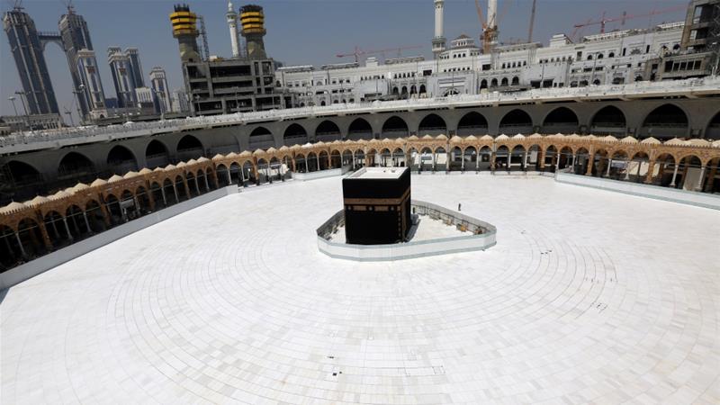 Curfew in Mecca, Medina Extended to 24 Hours Over Coronavirus