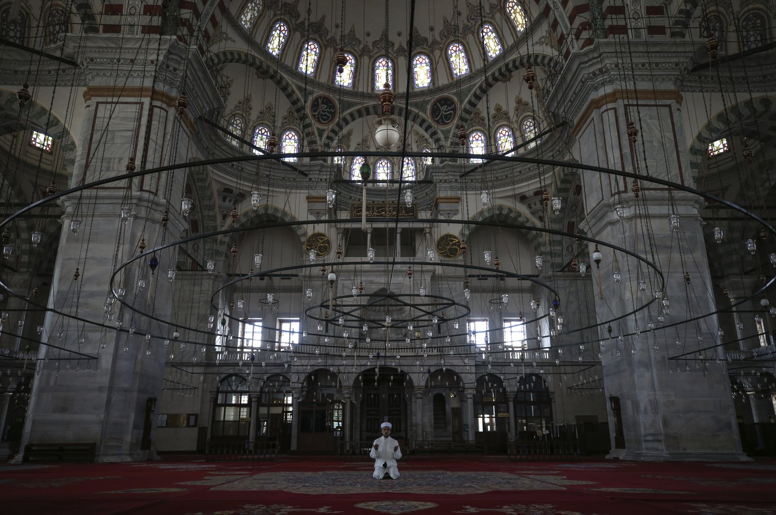 A Quiet Ramadan Bayram in Turkey in Time of COVID-19 Pandemic