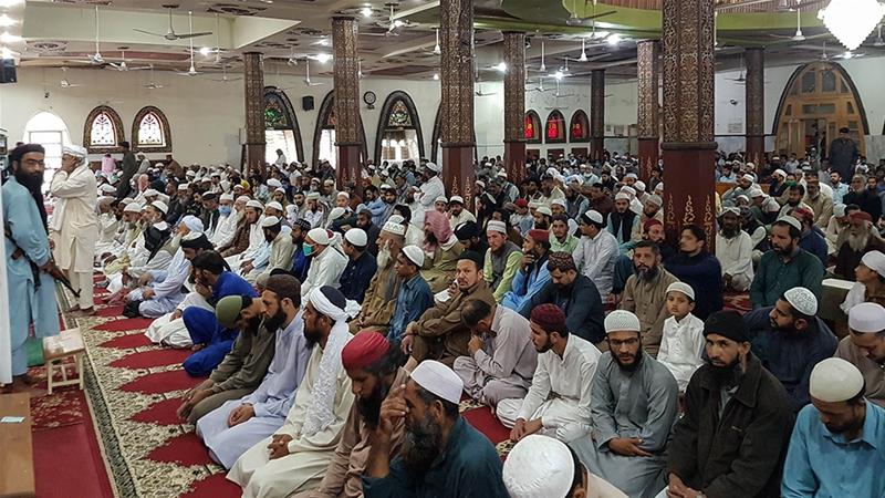 In Pakistan, Mosques Become Coronavirus Battleground Issue