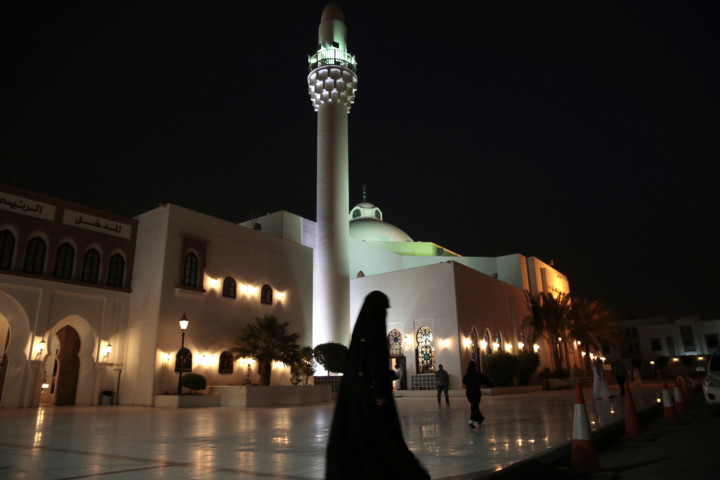COVID-19: Saudi Arabia Closes 71 Mosques Over Increasing Number of Infections