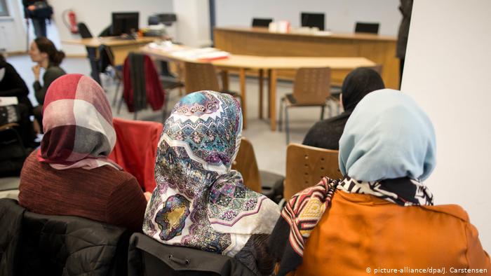 Berlin Teacher Headscarf Ban is Illegal, Rules Top Court