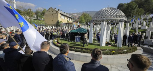 Bosnia Commemorates 1st President Izetbegovic’s 17th Death Anniversary